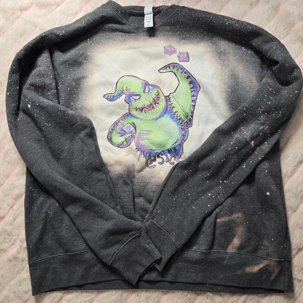 Oogie boogie grey sweatshirt size